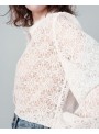 Blusa Grace & Mila, de encaje en blanco. Nora