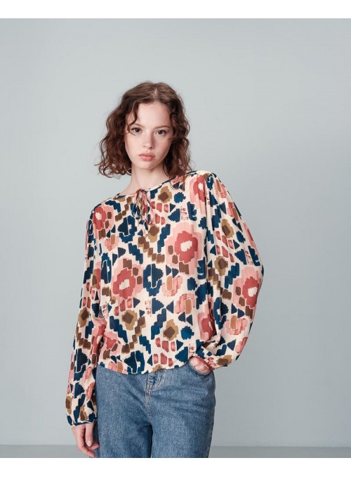 Blusa Grace &amp; Mila, de gasa estampada. Nolene