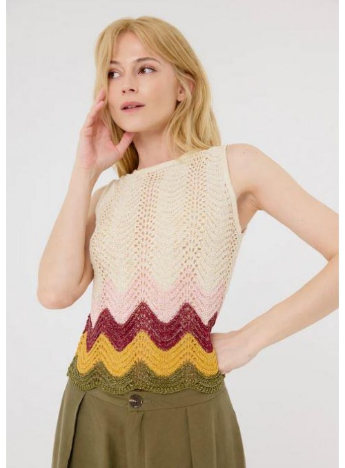 Top Art Love, de crochet biege. Claudie