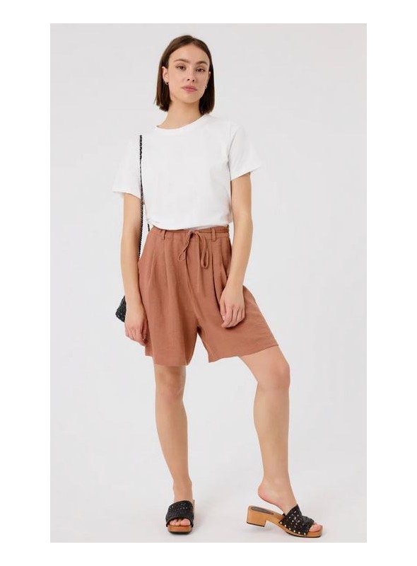Short Art Love, de viscosa con un toque de lino.Hayat