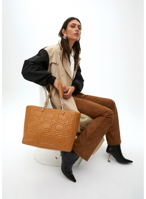 Shopper Lola Casademunt, acolchado con logos. LF2504027