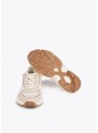 Sneakers Lola Casademunt, en beige con apliques. LF2505011