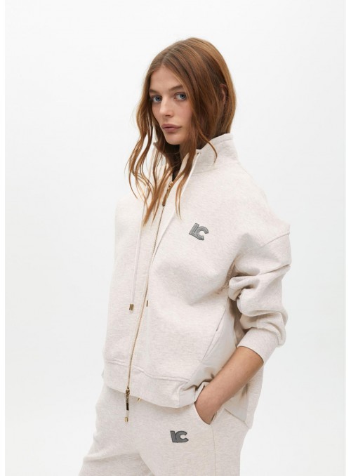 Sudadera Lola Casademunt, en beige con logo. LF2511030