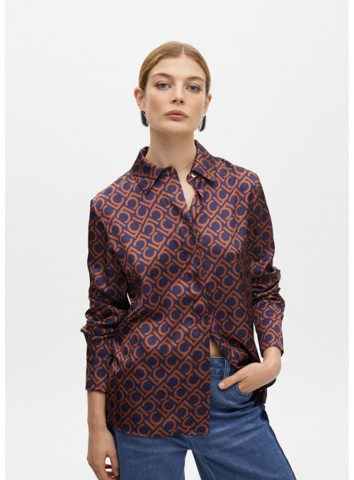 Camisa Lola Casademunt. estampada con logos. 15020