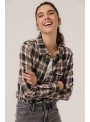 Camisa Atr Love, de cuadros en tonos grises. Arwa