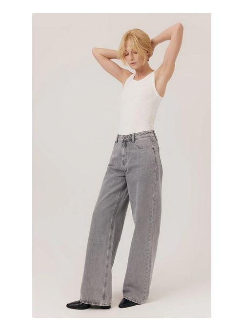 Jean Art Love, de patròn fluido en gris. Dragica