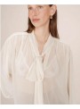 Blusa Grace & Mila, de gasa con lazada. Splendide