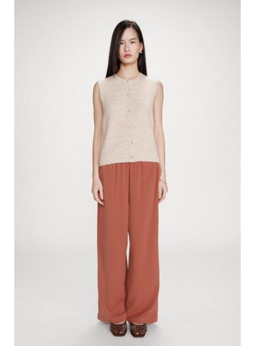 Pantalòn Grace & Mila, de tejido con caída. Noblesse