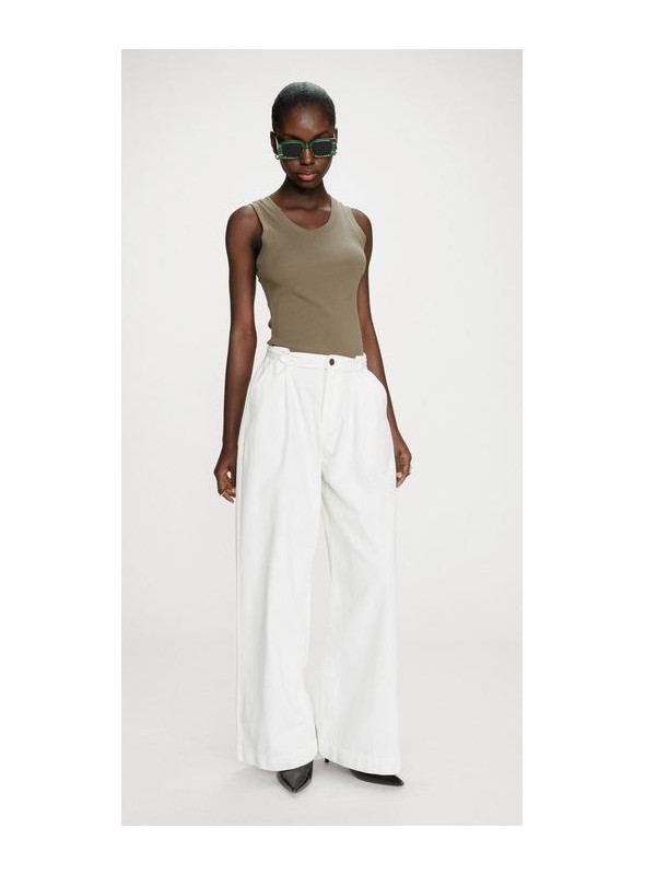 Vaquero Grace & Mila, de algodòn en blanco. Pompon