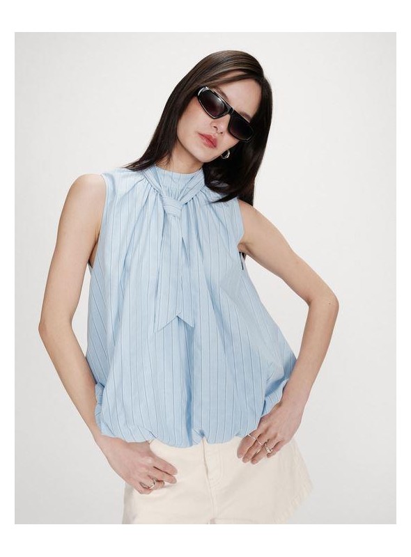 Blusa Grace & Mila, con rayas en celeste. Vanya