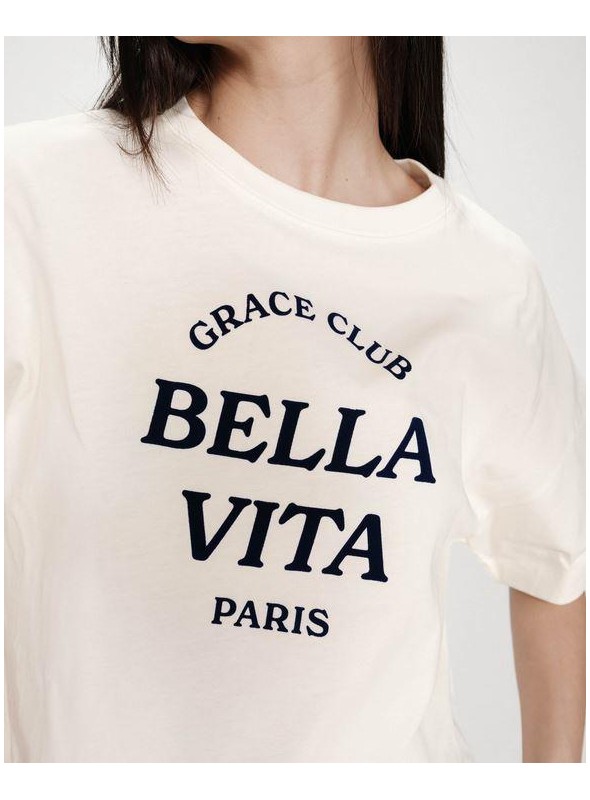 Camiseta Grace & Mial, de algodon con texto. Voss