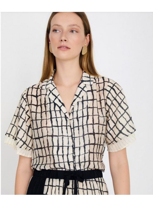 Blusa Skatie, de gasa en blanco y negro. S05B141