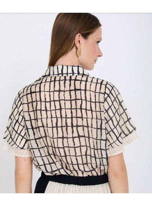 Blusa Skatie, de gasa en blanco y negro. S05B141
