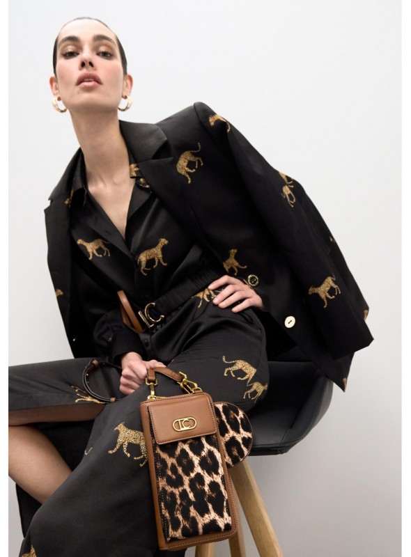 Portamovil Lola Casademunt, estampado animal print. LS2612007