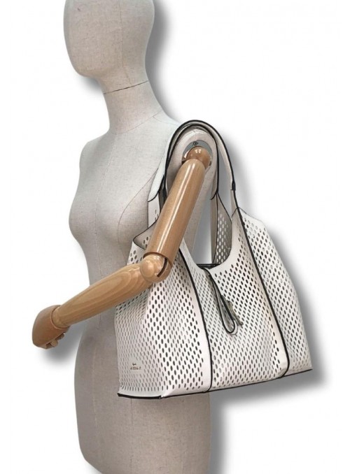 Bolso Martina K,de ecopiel perforada. 5830