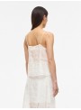 Top Vila, blanca con bordados. 14114416 Rouluca