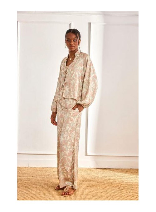 Pantalòn Nekane, de tejido estampado. Ficus.