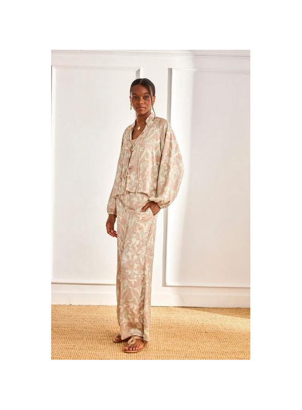 Pantalòn Nekane, de tejido estampado. Ficus.