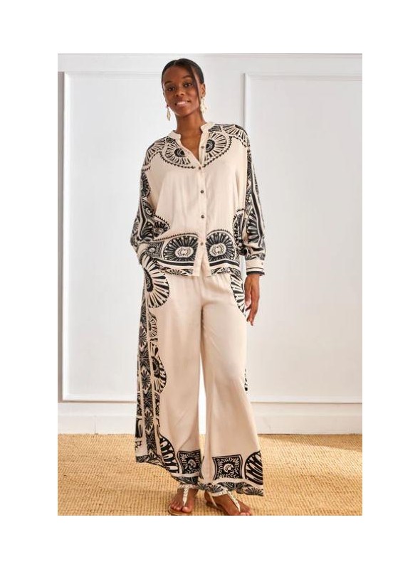Blusón Nekane, de vsicosa estampada. Jabari