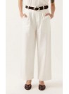 Pantalòn Art Love, con pinzas en blanco. Lineva