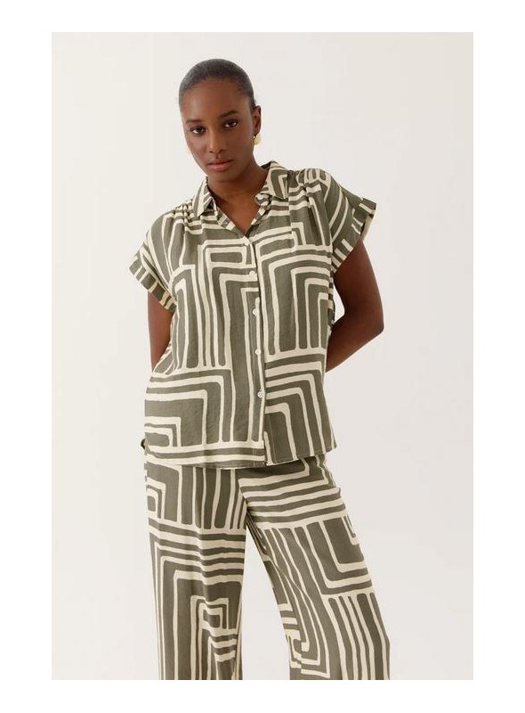 Blusa Art Love, de viscosa estampada. Laurence