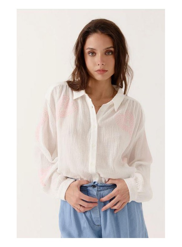 Camisa Art Love, de algodòn con bordado. Anceline