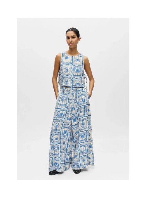 Top Object, de viscosa estampada. Objvima