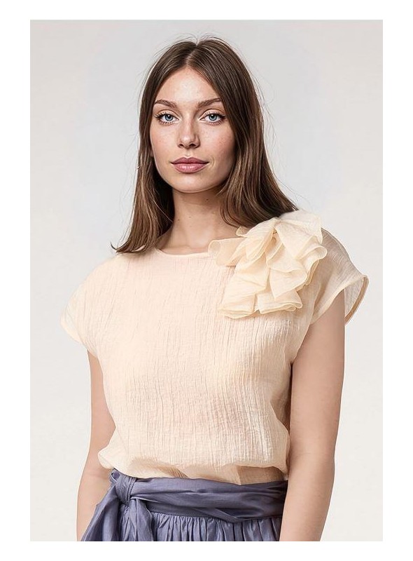 Blusa Dolores Promesas, de gasa con aplique. 07309