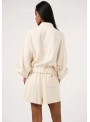 Cazadora Dolores Promesas, de viscosa en beige. 08321
