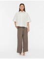 Blusa Vila, de manca corta con vuelo en la espalda. 14116717 Vibelfie