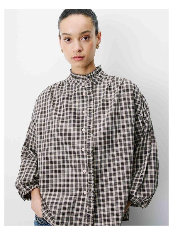 Camisa Grace & Mila, de cuadros con volante. Adellie
