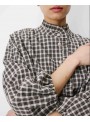 Camisa Grace & Mila, de cuadros con volante. Adellie