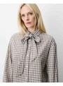 Camisa de Grace & Mila, de cuadros con lazada. Ayla