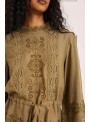 Blusa romántica de Nekane, con bordades. Jirna