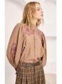 Blusa Nekane, camisera con bordados. Yasmin