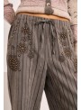 Pantalòn Nekane, de tejido de rayas. Vetsa