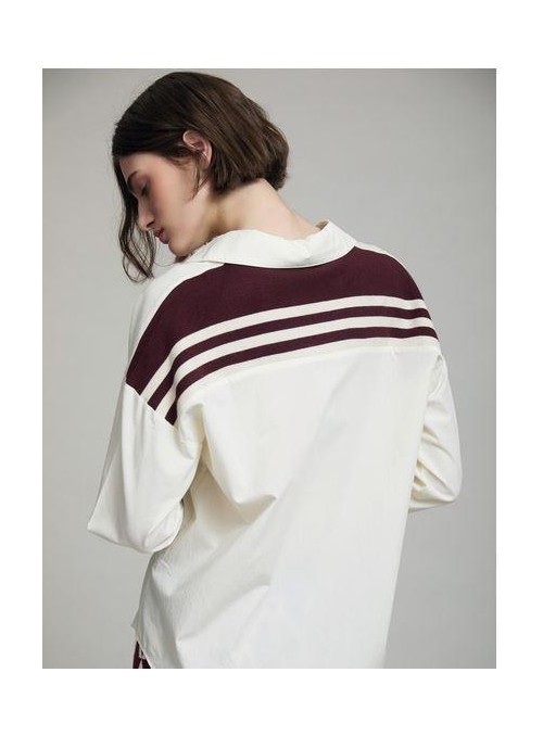 Blusa Skatie, con apliques de punto. S70B02