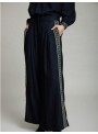 Pantalòn Skatie, con detalle en los lados. S202P01