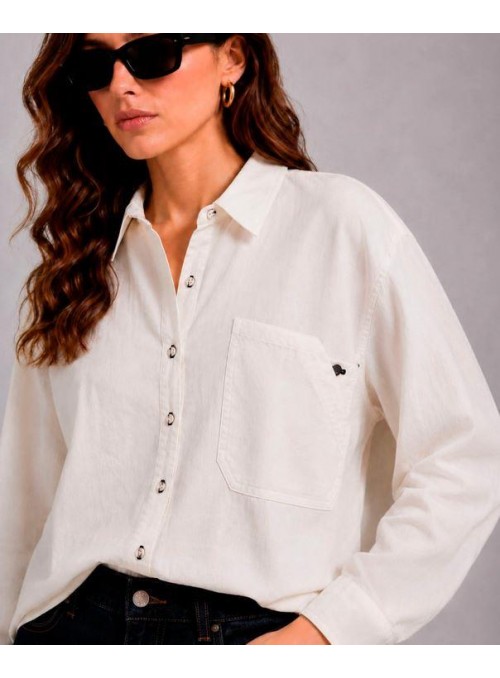 Camisa Dolores Promesas, de algodòn en blanco. 08308